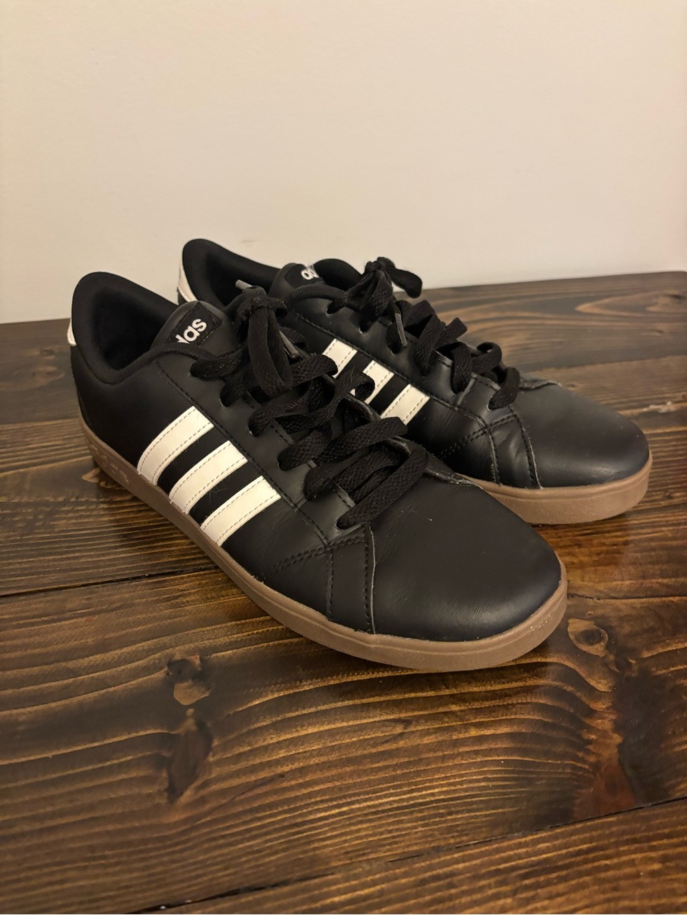 Mens adidas baseline size 6